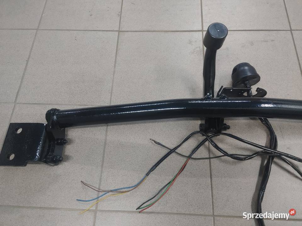 Hak przyczepka Tył Avensis I T22 Oryginalny