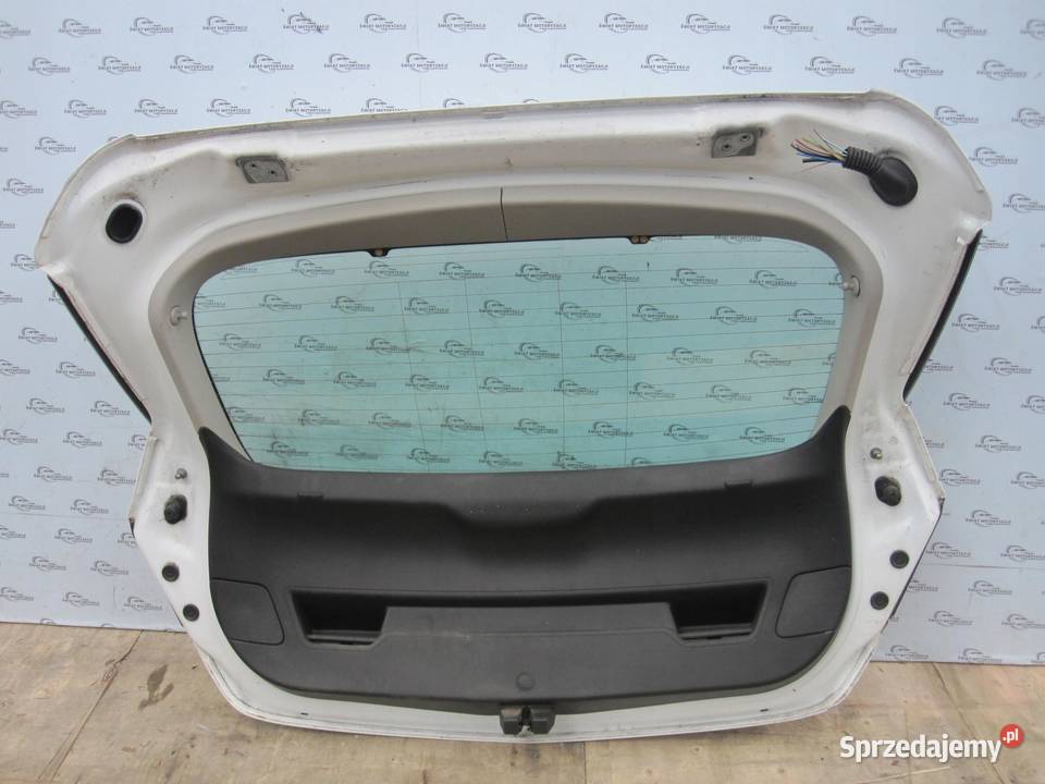OPEL ASTRA J LIFT 14r klapa tył osobowe sprzedam
