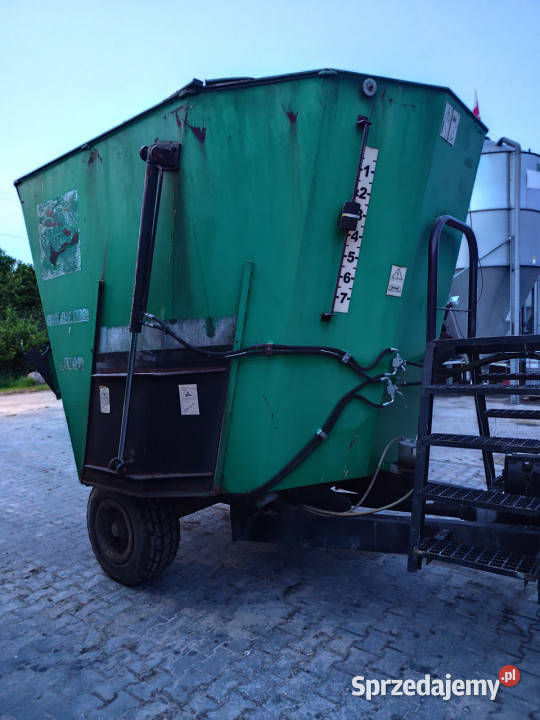 Paszowóz autoagro T01 13m3 lubelskie Sarnów