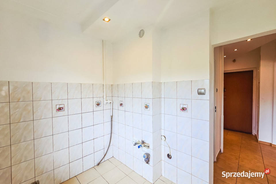 Kawalerka na Bałutach z balkonem i windą 7768zł/m2