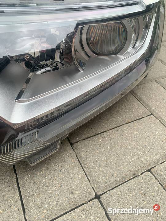 Lampa Prawa Mitsubishi Outlander Lampy przednie Pleszew