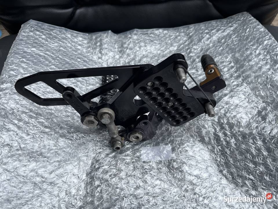 BMW S1000RR K46 0914 SET PRAWY PODNÓŻEK VORTEX