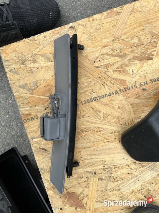 Regulacja wysokości pasów Honda CRV 2 CRV 2 Rok produkcji 2004 Krasnystaw sprzedam