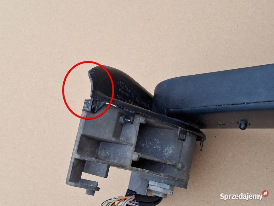 IVECO TRAKKER STRALIS EUROCARGO LUSTERKO LUSTRO Bieleń