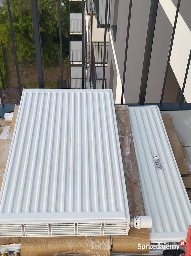 Grzejniki komplet stan deweloperski b sprzedam