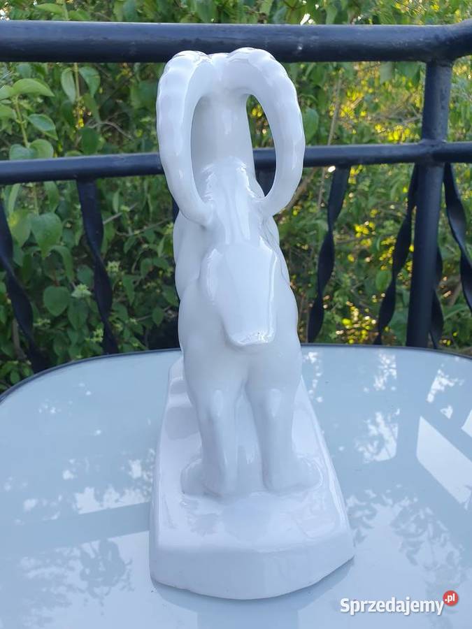 Duża figura koziorożca Wyposażenie wnętrz Myszków sprzedam