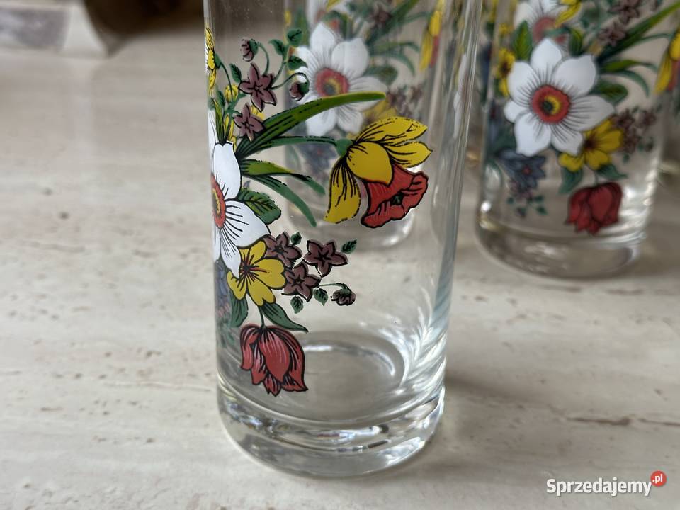 Szklanki z lat PRLu Łódź