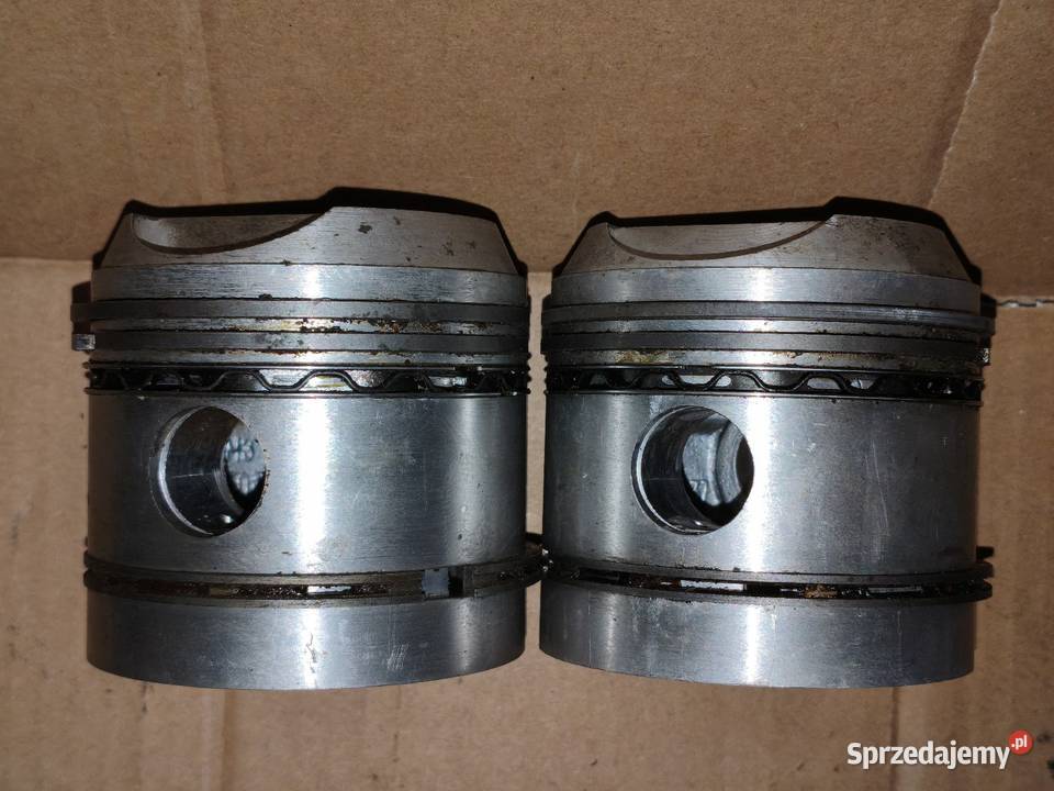 Oryginalne nowe tłoki 7795 z pierścieniami Leszno