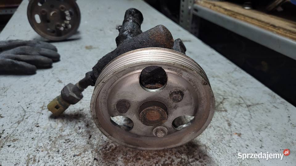 Pompa wspomagania Renault Clio II 14 Łagów sprzedam