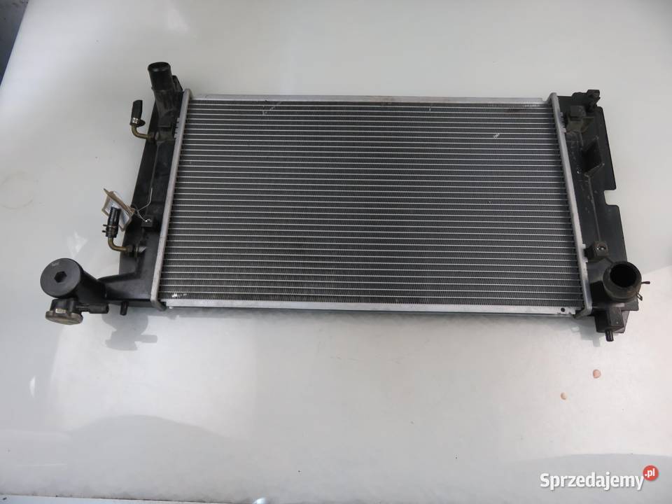 CHŁODNICA WODY PONTIAC VIBE I 18 osobowe