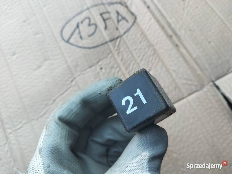 PRZEKAŹNIK AUDI 21 191953227A lubelskie Kamień-Kolonia