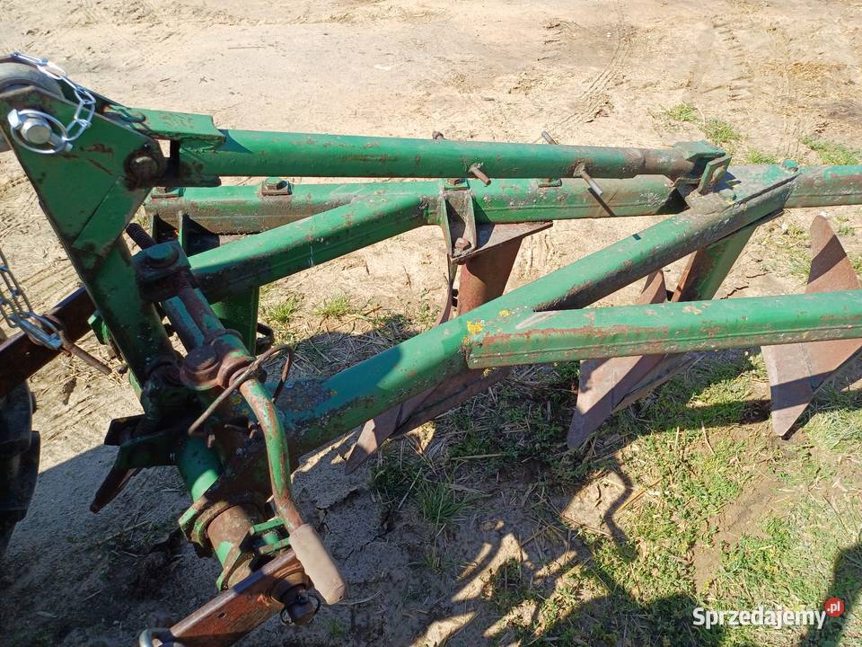 Pług podorywkowy 7 skib Lubichowo
