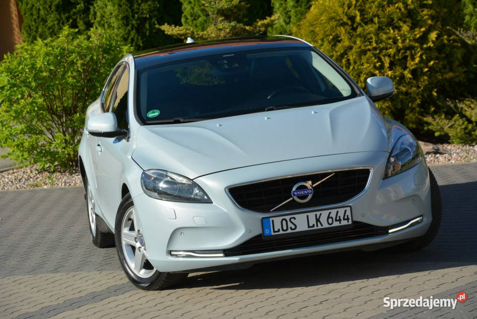 Volvo V40 Panorama biXenon Ledy Kamery Blis wspomaganie kierownicy V40