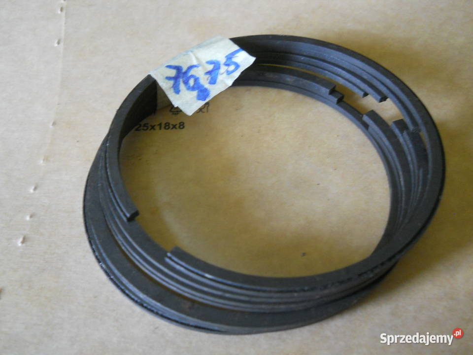 Pierścienie tłokowe fi 7675 Biecz sprzedam