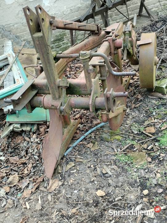 Pług dwuskibowy Grudziądz sprzedam nieuszkodzony Fajsławice sprzedam