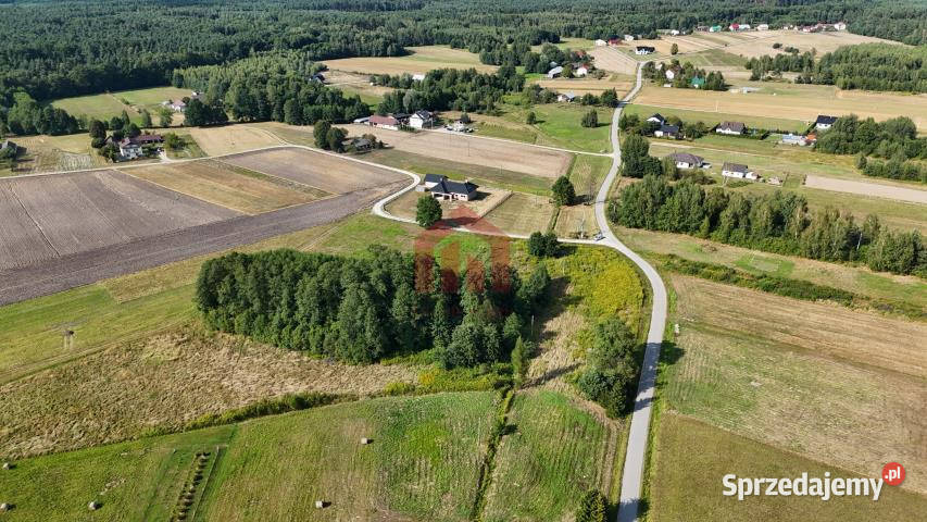 sprzedaży działki Lipiny 820m2