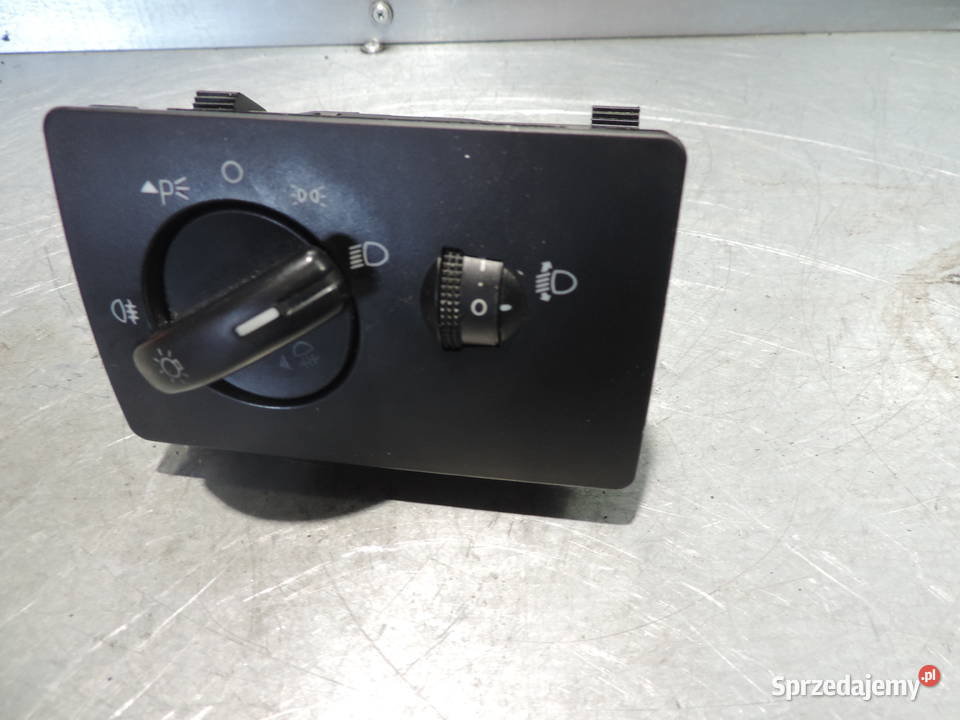 WŁĄCZNIK ŚWIATEŁ FORD FOCUS C 3M5T13A024EA Panele sterowania, przełączniki Nowy Sącz