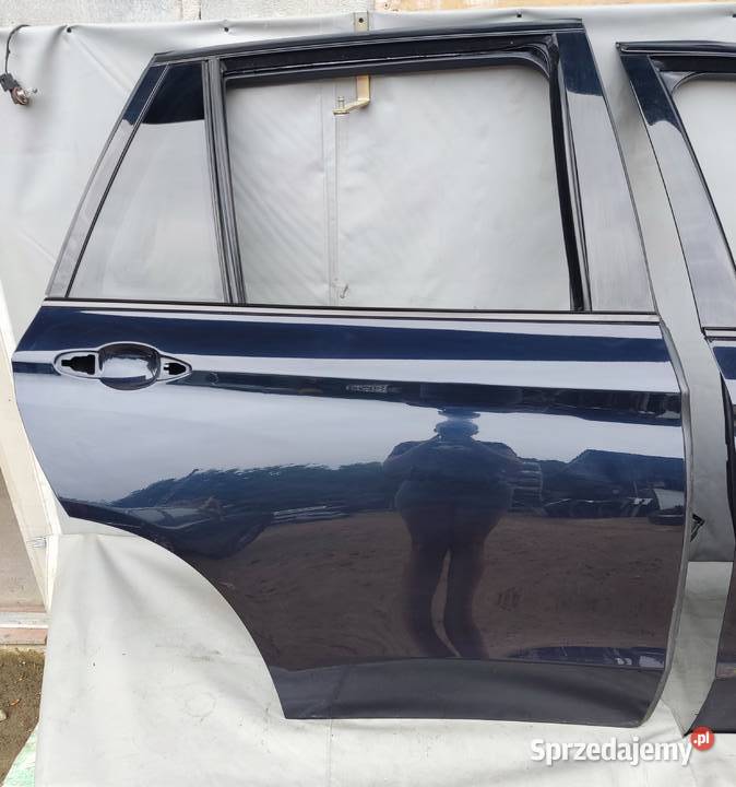 BMW X5 F15 DRZWI PRZEDNIE TYLNE PRAWE PRAWY Radom sprzedam