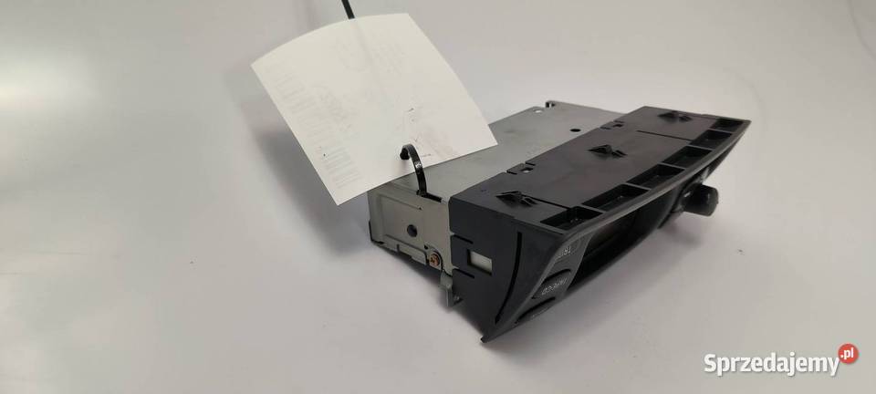 RADIO TOYOTA YARIS I 8611052010BO Lipno