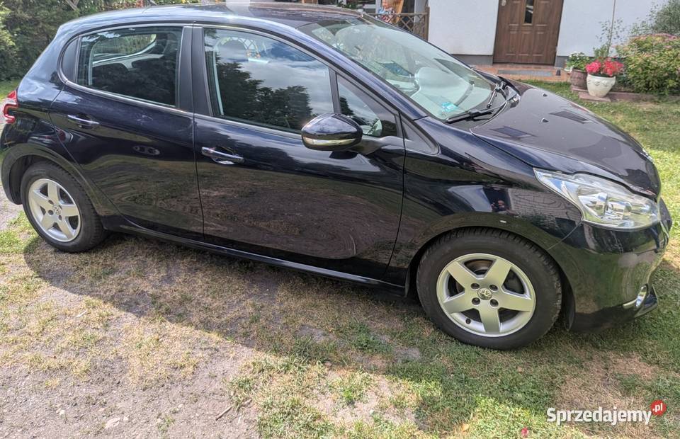 Peugeot 208 12 Benzyna