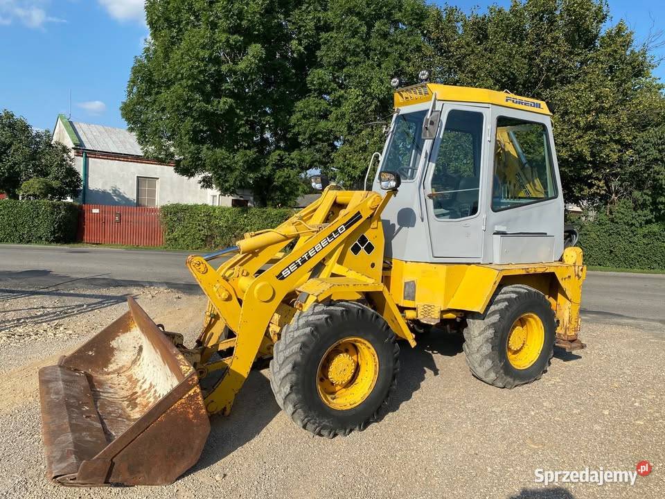 KoparkoŁadowarka SETTEBELLO JCB CAT Ostrówek Rok produkcji 1990 Goleniowy