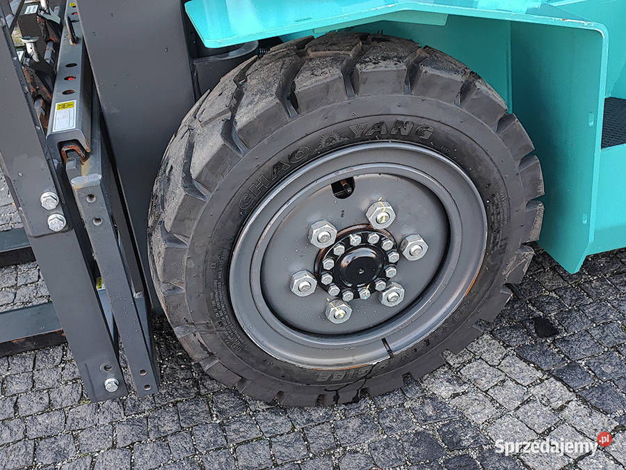 Wózek widłowy Baoli KBD30L3 3 tony diesel duplex Kęty