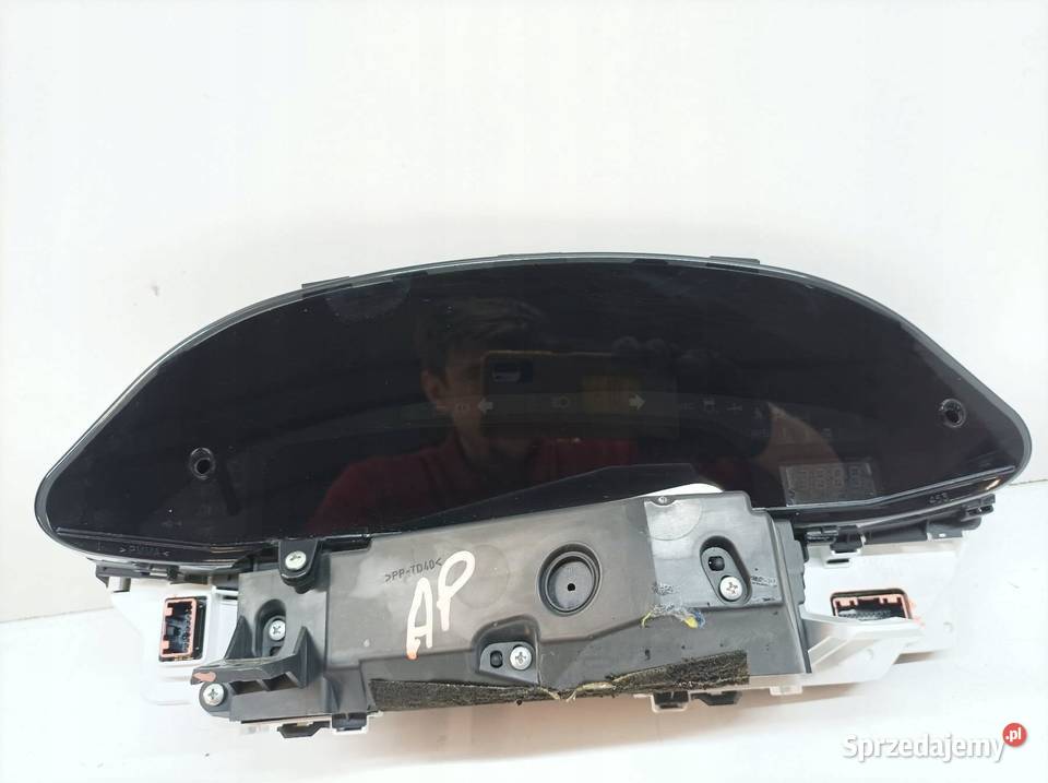 LICZNIK 838000D660D 10 B Toyota Yaris II