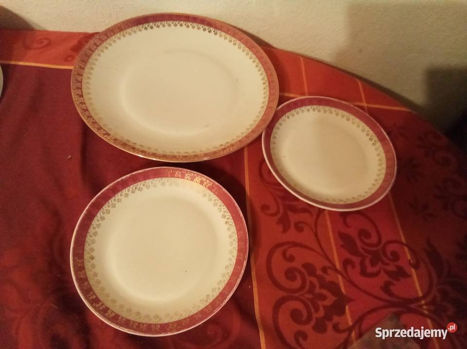 Talerz i dwa talerzyki Chodzież PRL Zastawa stołowa Warszawa