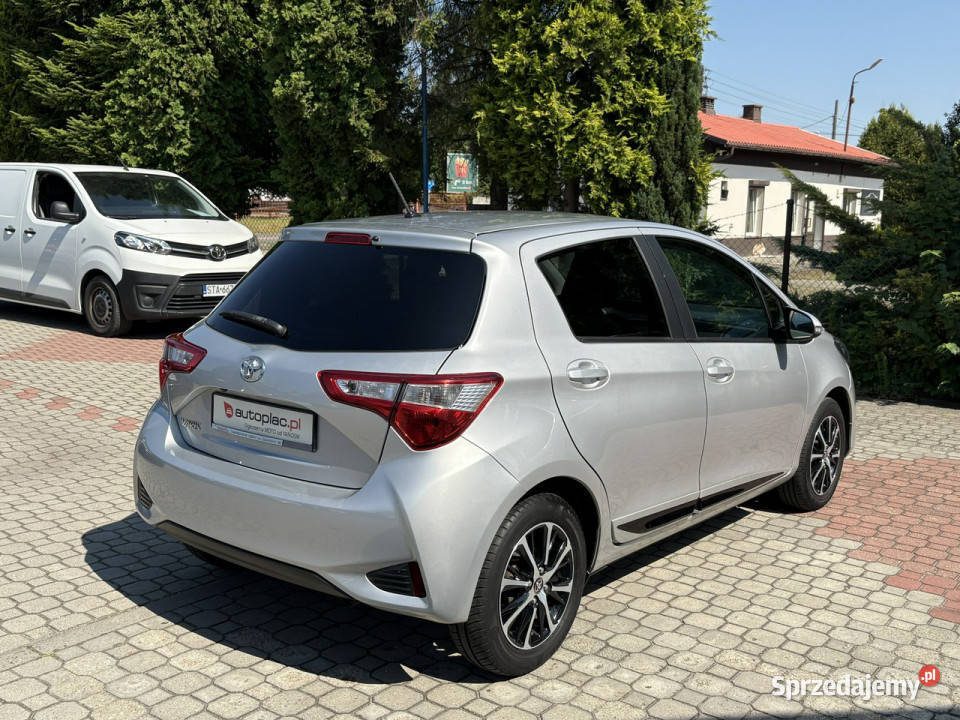 Toyota Yaris 20182019 Premium Salon PolskaKamera Yaris