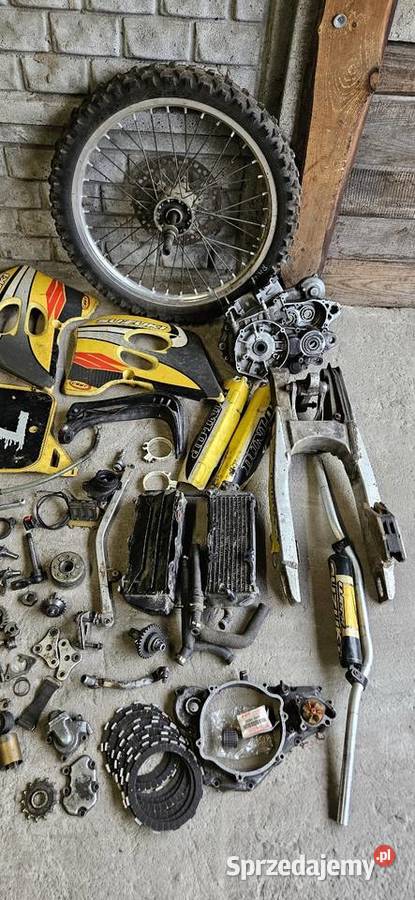 Suzuki RM 250 9596r pozostałości cześci Wieluń sprzedam