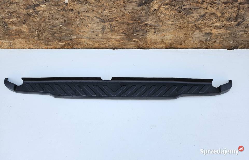 NISSAN NAVARA NP300 NAKŁADKA ZDERZAKA TYŁ Międzychód sprzedam