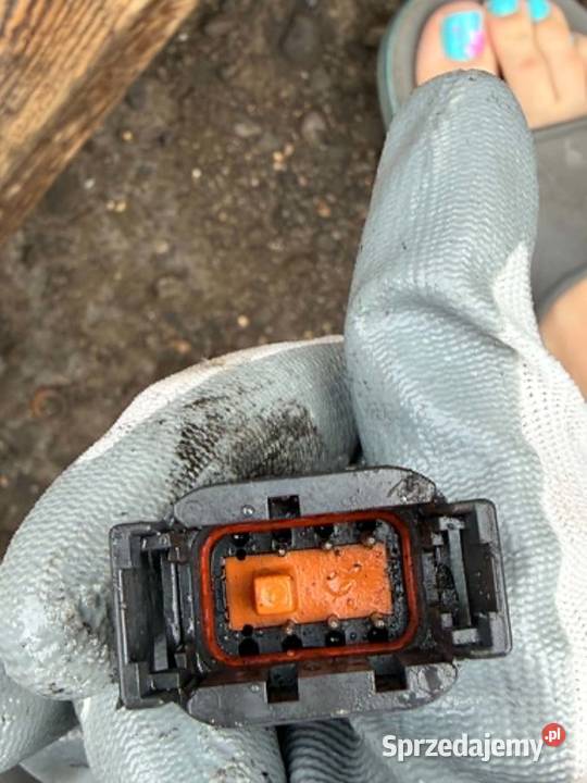 Rozdzielacz hydrauliczny trzysekcyjny HYSTER Do wózków widłowych Antonie