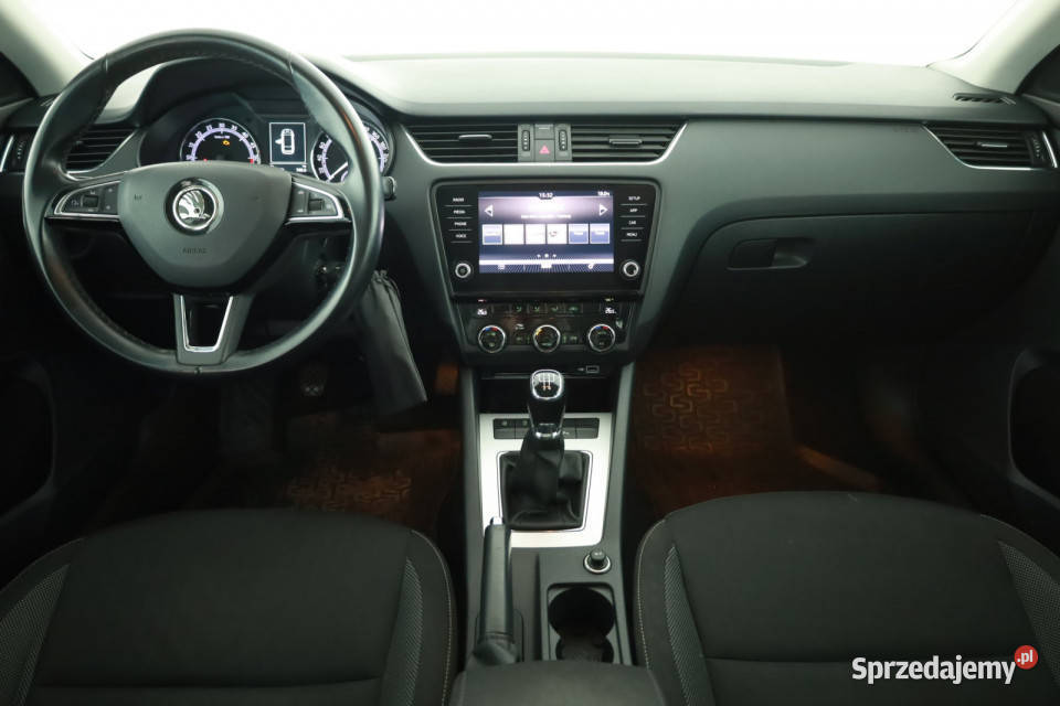 Skoda Octavia 16 TDI klimatyzacja Piaseczno