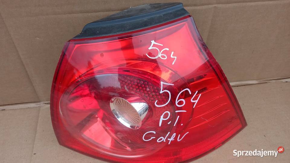 VW GOLF V HB LAMPA TYŁ PRAWA osobowe Zbierkowo
