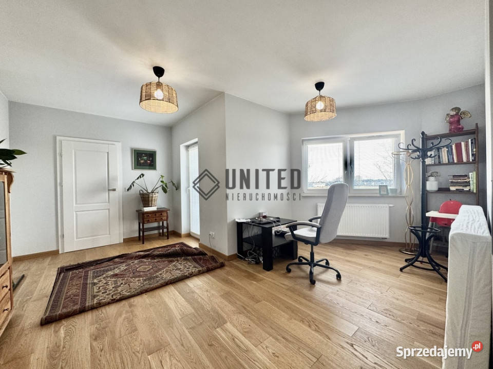 ulicy Kiełczowskiej Piętro 4