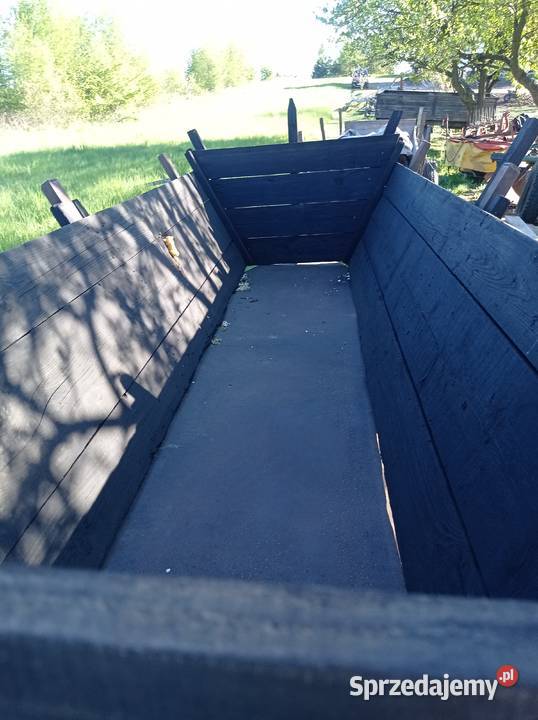 Wóz przyczepa dwukołowa nieuszkodzony