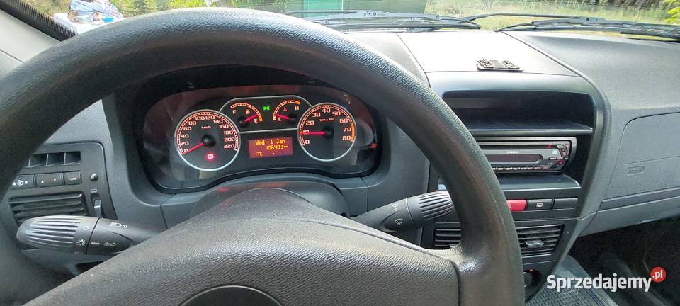 Fiat Albea 14 Salon Polska przebieg 106 Ważne bt Warszawa