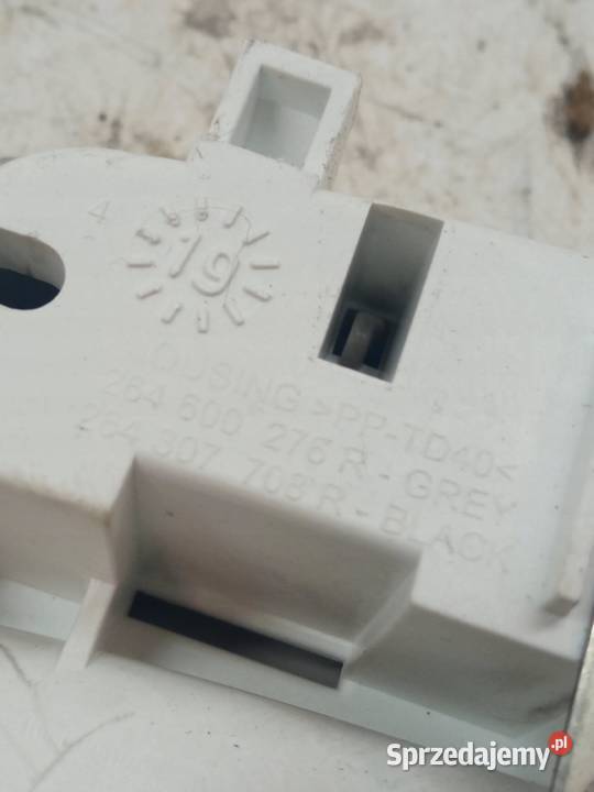 LAMPKA PODSUFITKI KOMPLET 264307708R 264302900R