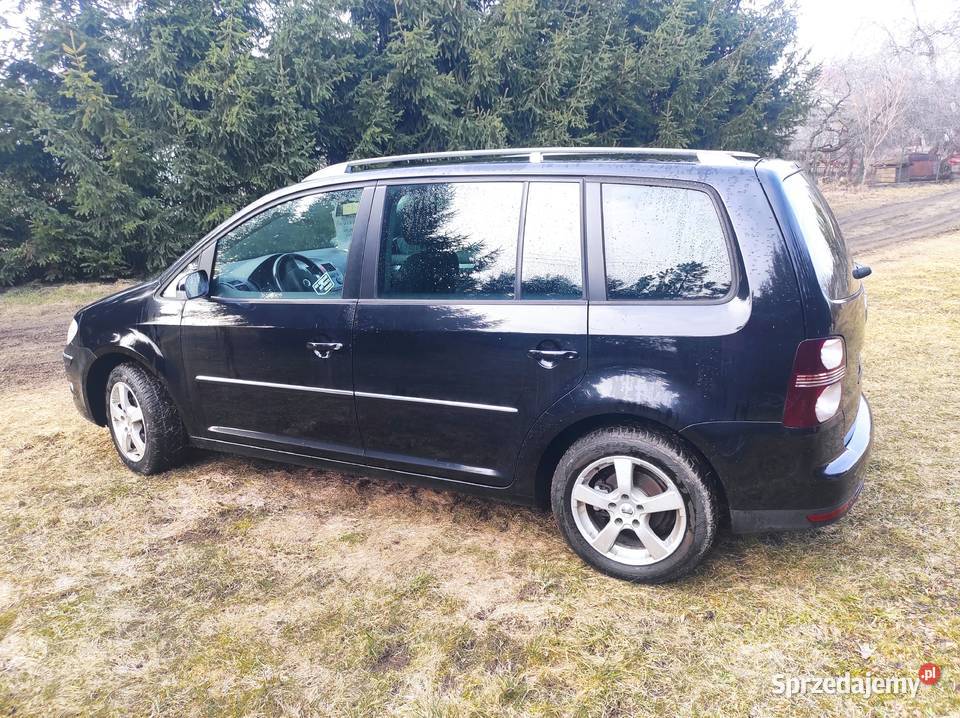 Volkswagen Touran benz 14 Touran Karsin
