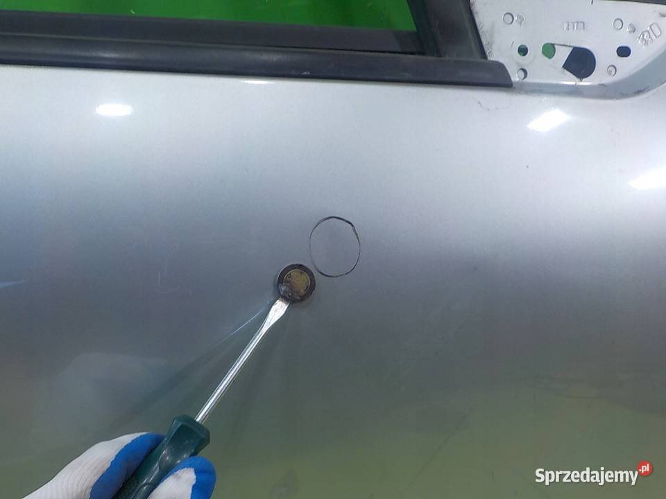 PEUGEOT 208 I 10 VTI 13r HB 5D drzwi prawe przod