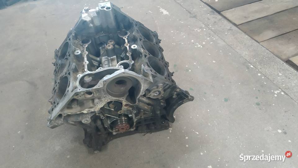 Blok silnika V6 Audi uszkodzony opolskie Dobrzeń Wielki