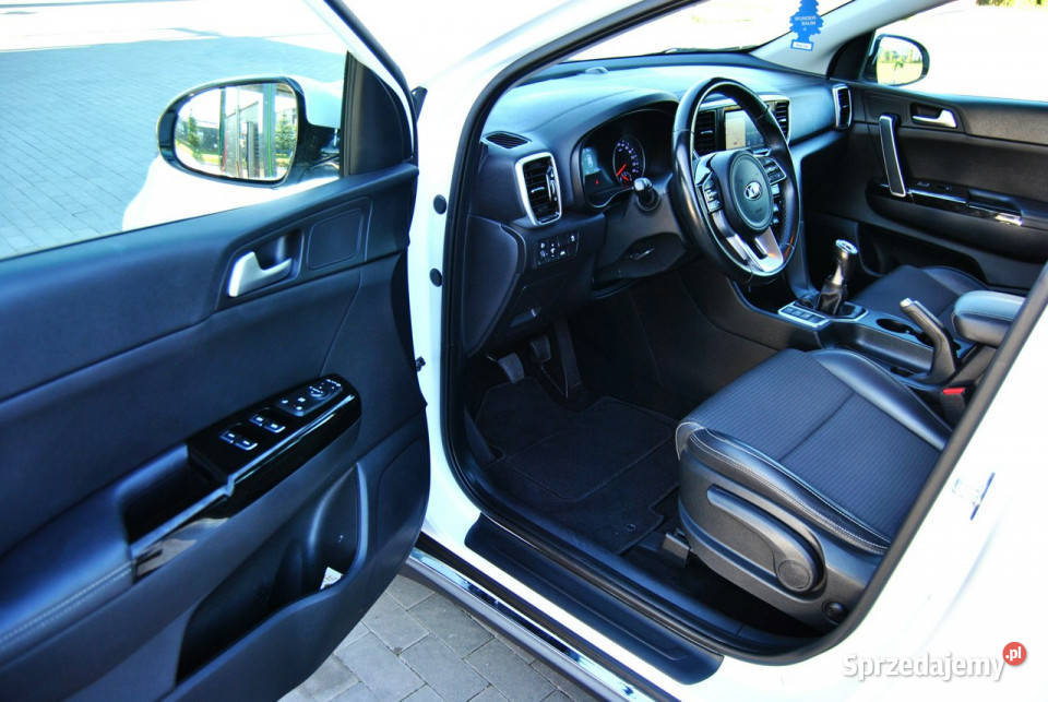 Kia Sportage 16 CRDI Zarejestrowany 4x4 HAK Navi Modliborzyce sprzedam