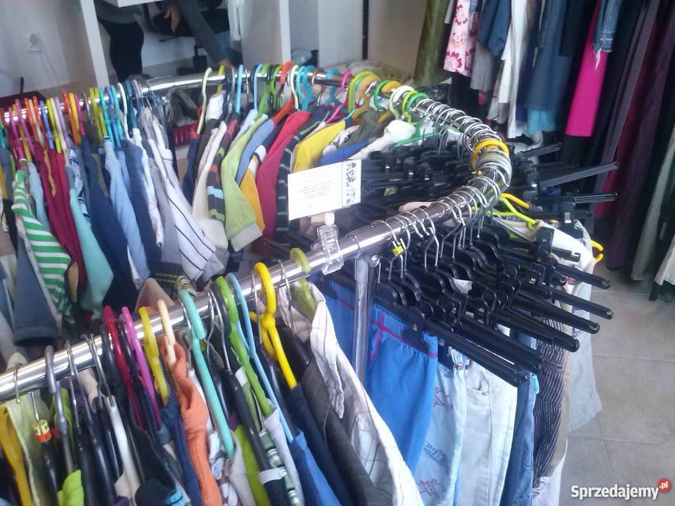 kompletne wyposażenie sklepu z odzieżą uzywaną mazowieckie Czosnów