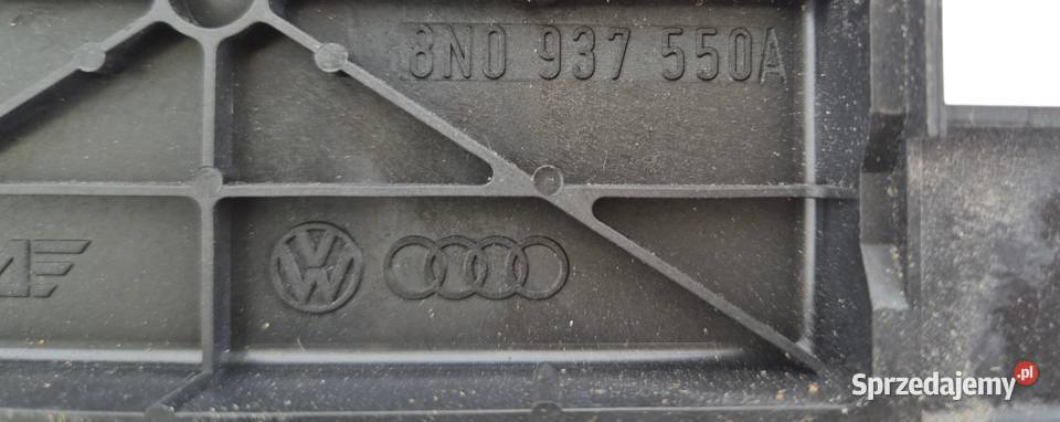 SKRZYNKA BEZPIECZNIKÓW MOSTEK AUDI TT 18 T osobowe świętokrzyskie Działoszyce sprzedam