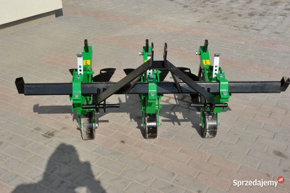 Obsypnik 3sekcyjny dwurzędowy 4FARMER Tajęcina