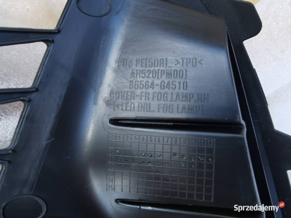 Kratka zderzaka przód prawa hyundai i30 III lift