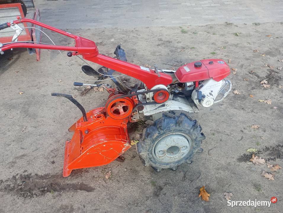 Iseki traktorek ogrodowy Dzik Jednoosiowy pług Nietuszyna