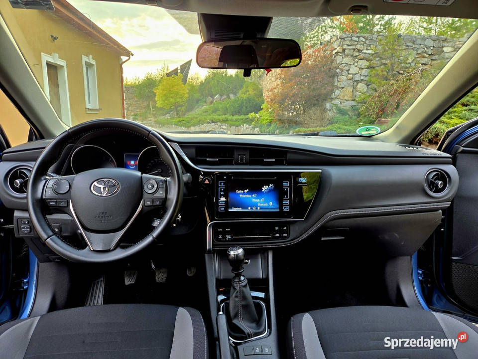 Toyota Auris II 2012 gniazdo USB sprzedam