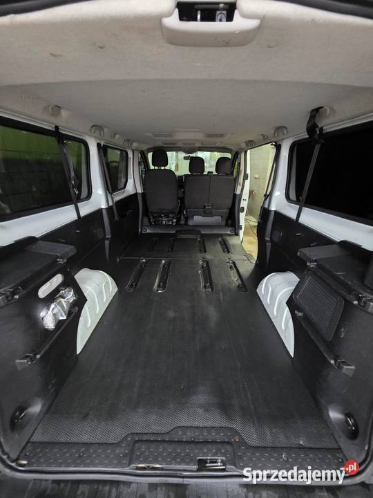 Renault Trafic z 2018 9 miejsc Zadbany i gotowy