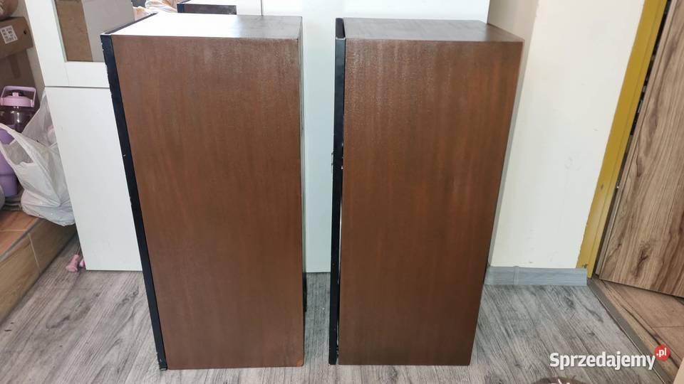 Potężne kolumny podłogowe Wharfedale E70 2x200W Słuchawki i głośniki Warta
